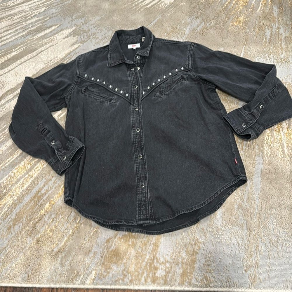 Levi's Dori Western Shirt pearl snap button in Black size S in GUC